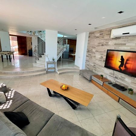 Villa Family Eilat With Heated Pool Exterior foto